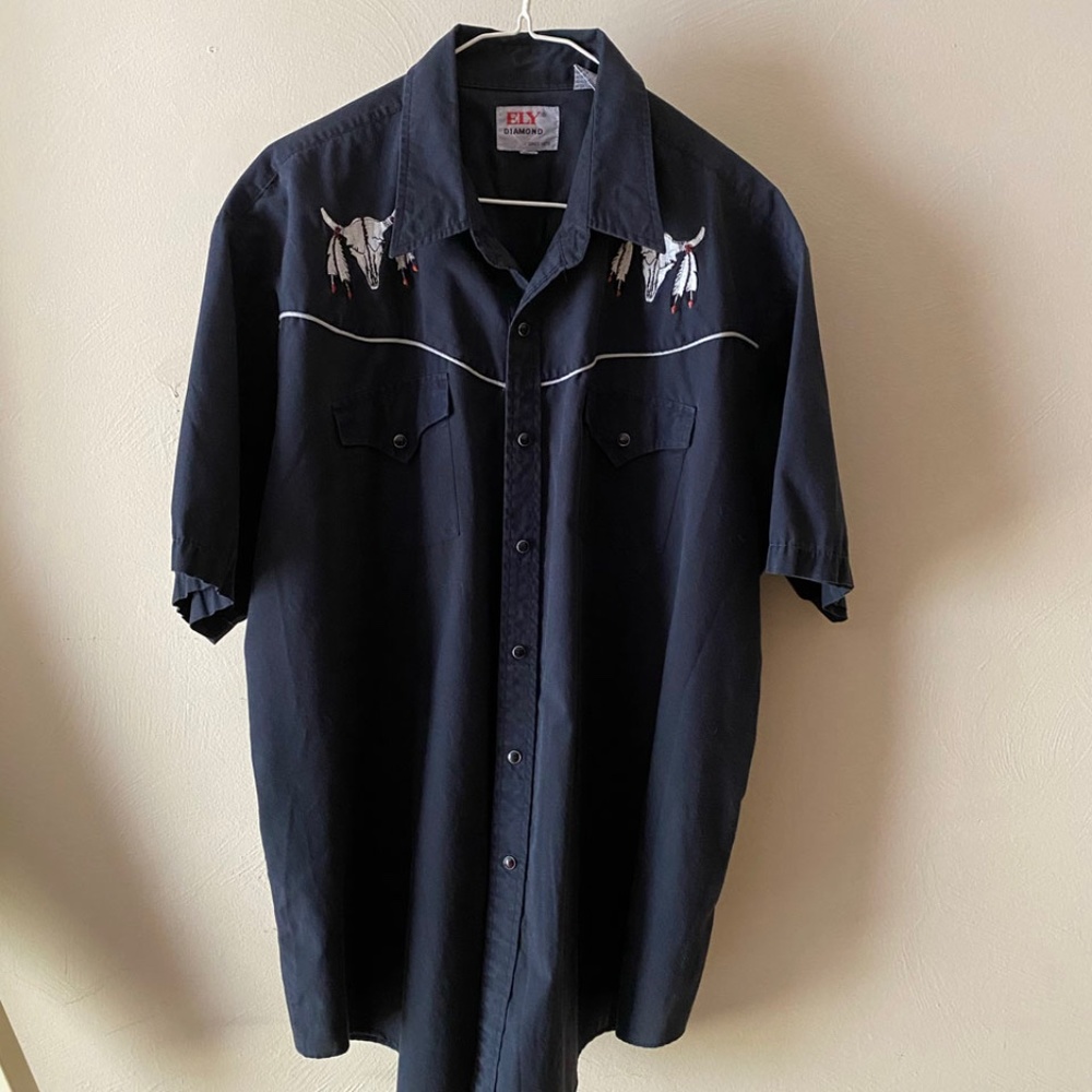 Ely Western short sleeve cow skull shirt